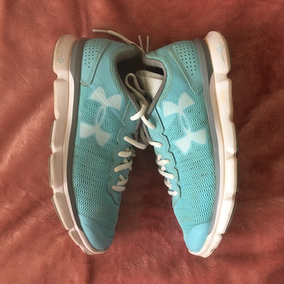 Light blue under armour micro G running shoes - Picture 3 of 5